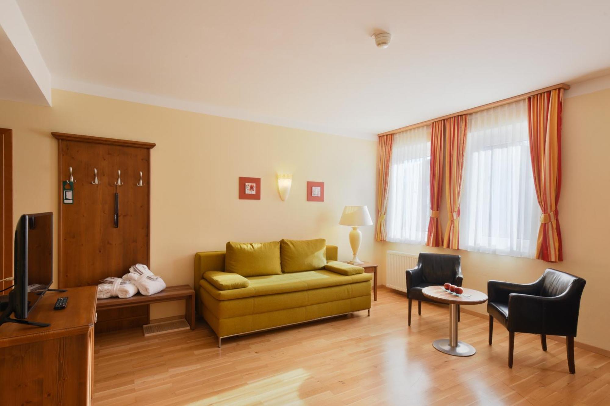 Appartements Cella Central Zell am See Exterior photo