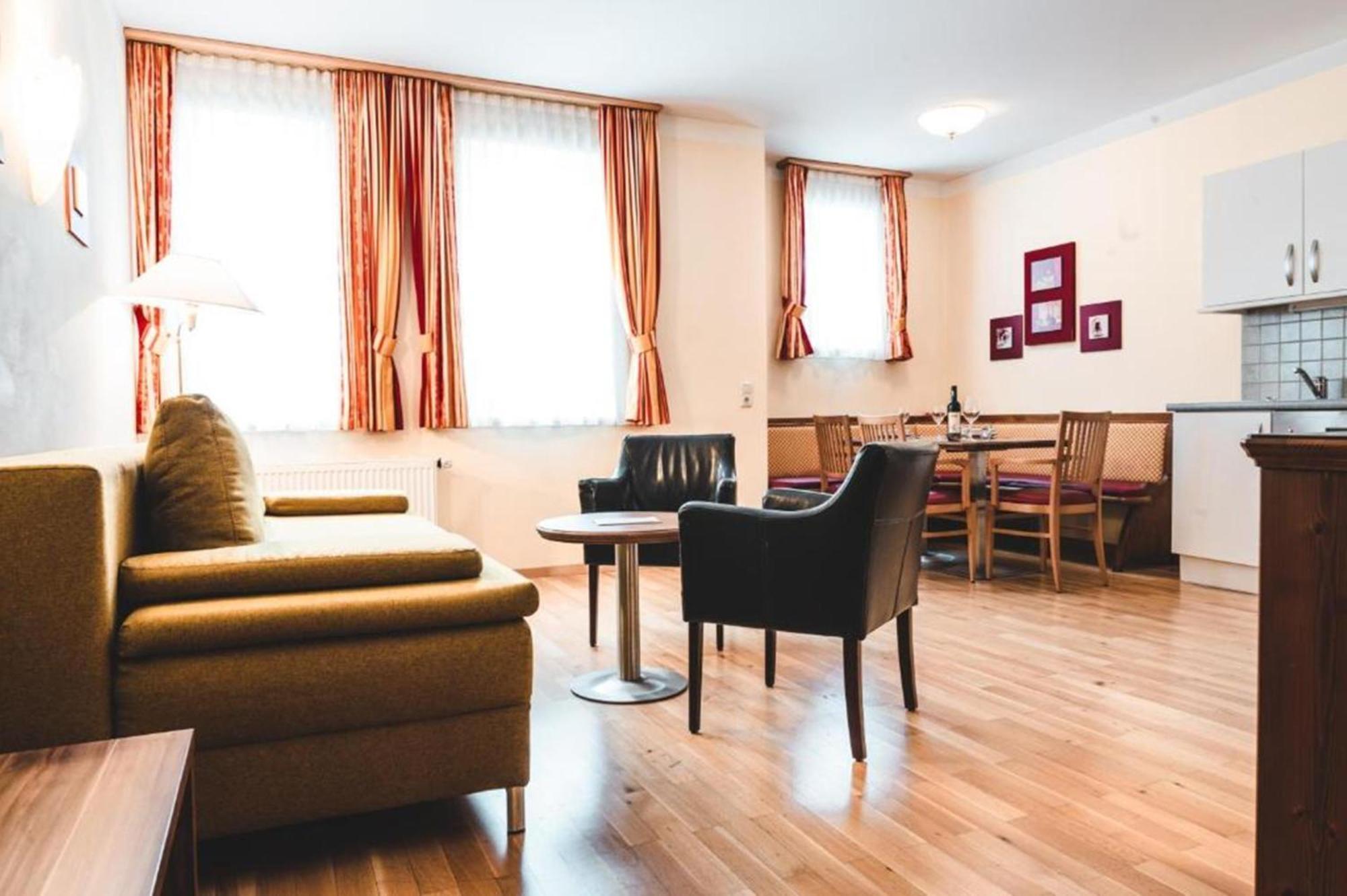Appartements Cella Central Zell am See Exterior photo